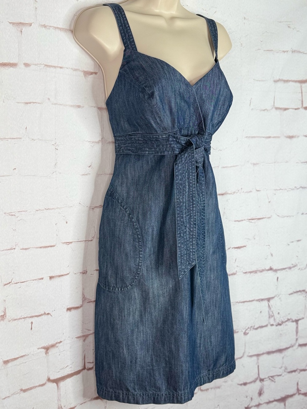 ANTHROPOLOGIE LEVEL 99 Sleeveless Dark Wash Denim Size 12 Dress Sundress - Picture 11 of 16
